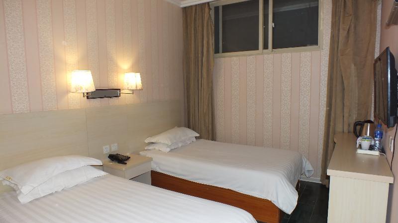 Beijing Fuxing Holiday Hotel Exterior photo